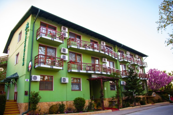 COMPLEX CIRESICA