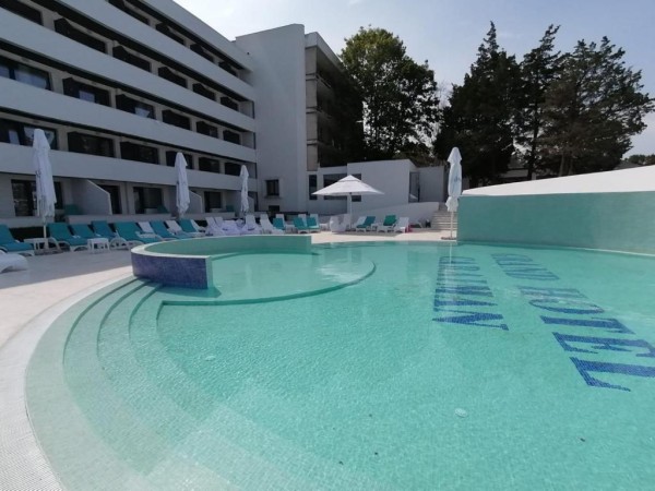GRAND HOTEL CARAIMAN