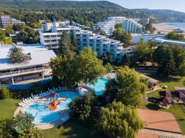 HOTEL SANDY BEACH